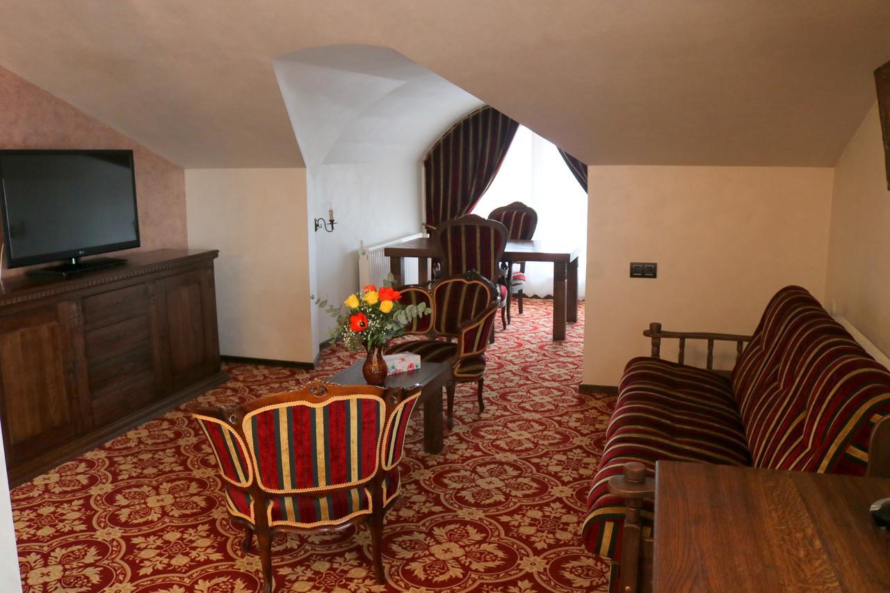 Castel Transilvania Baia Mare Exterior foto