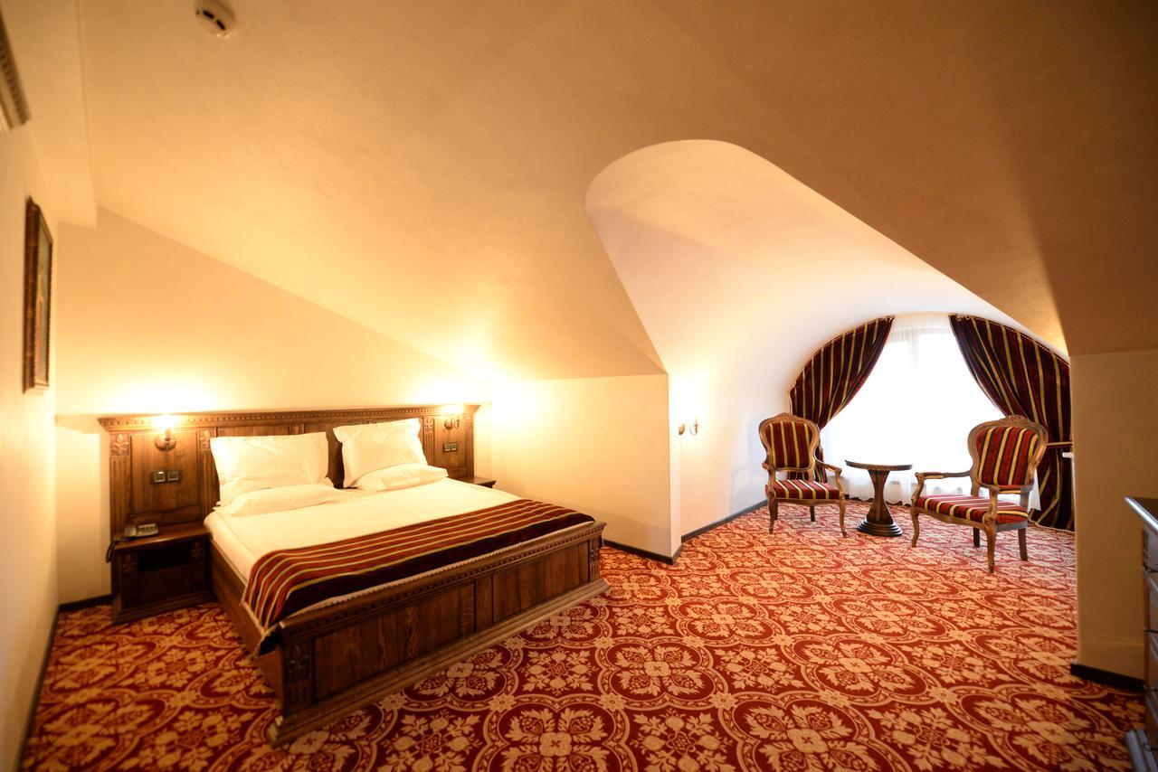 Castel Transilvania Baia Mare Exterior foto